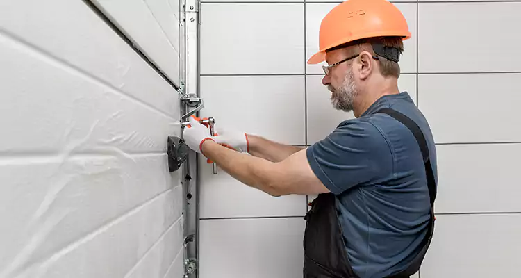 Emergency Garage Door Repair in El Cerrito, CA