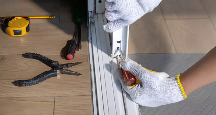 Screen Door Wheel Replacement in El Cerrito, CA