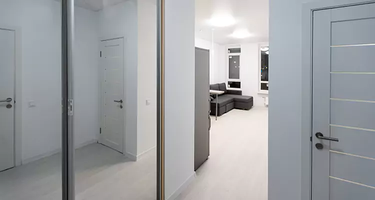 Modern Mirrored Closet Doors Repair in El Cerrito, CA